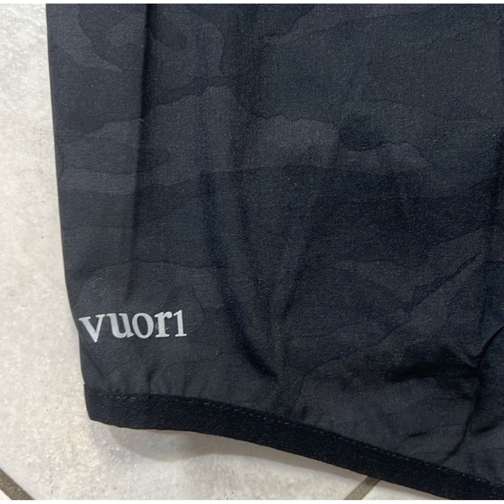Vuori Men Outdoor Black Jacket Trainer Shell - Large - Picture 10 of 10
